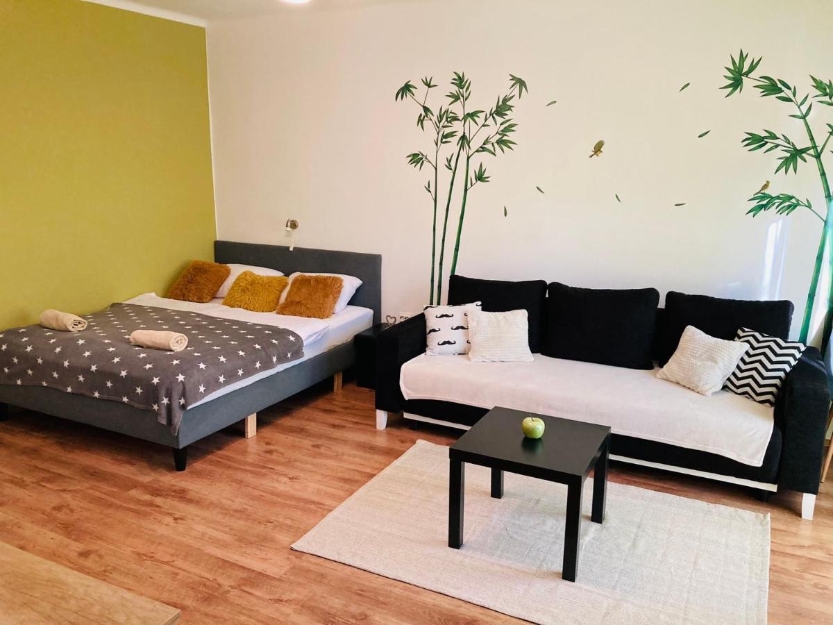 Like Apartman Eger Exteriör bild